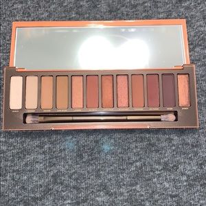 Urban Decay Naked Heat